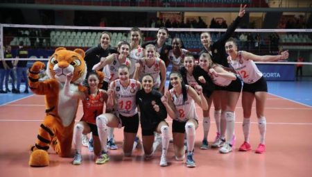 Eczacıbaşı Dynavit’ten CEV Şampiyonlar Ligi’nde 4’üncü galibiyet